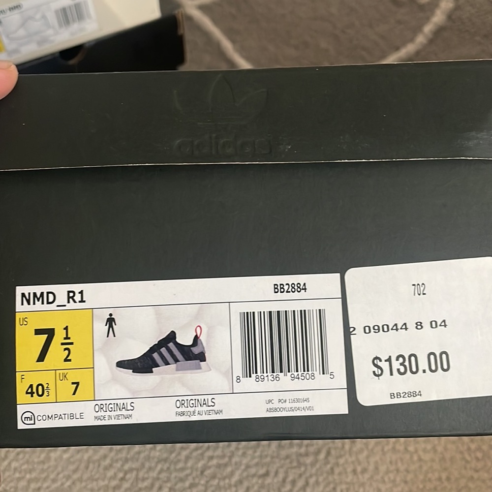 Adidas NMD R1 - Picture 2 of 2